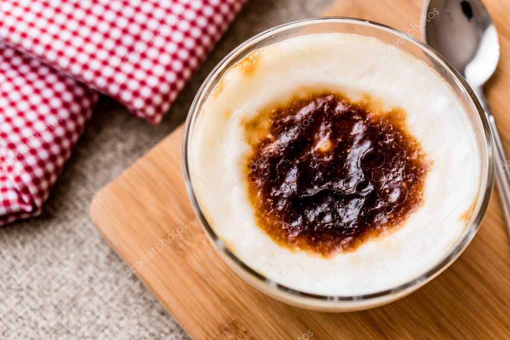 Turkish rice pudding in clay bowl